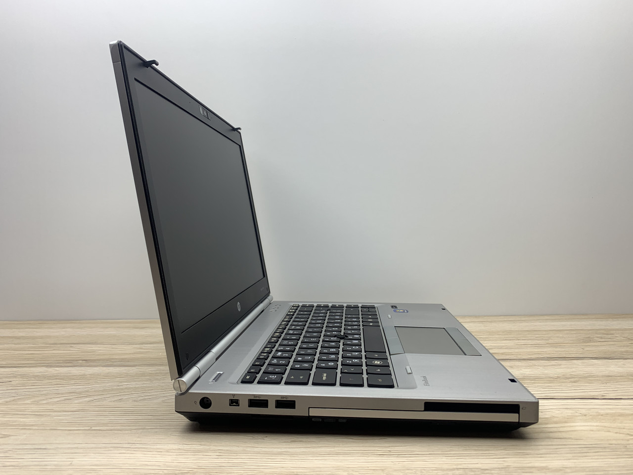 Б/в Ноутбук HP EliteBook 8460P / Intel Core i3-2350M / 4 Гб / SSD 120 Гб / Клас B