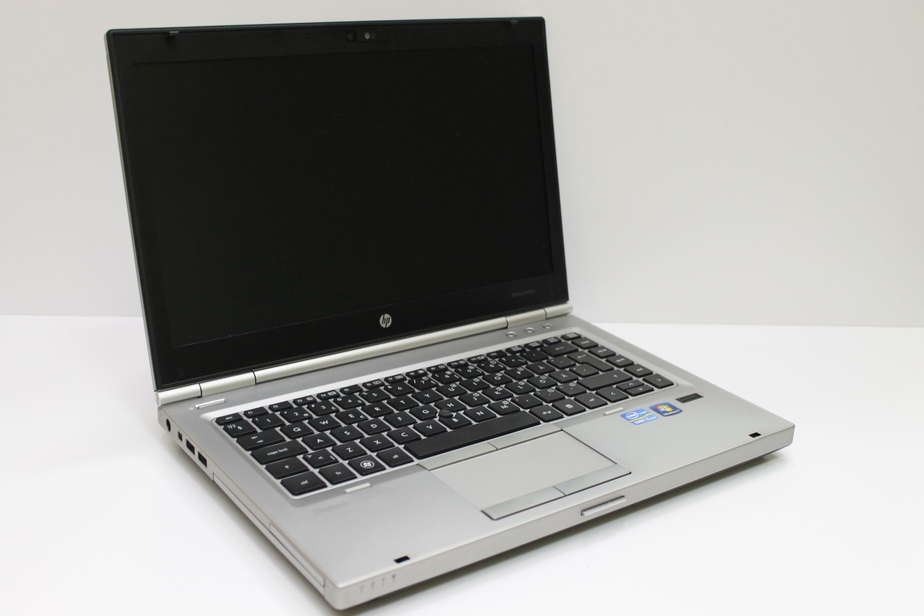 Б/в Ноутбук HP EliteBook 8460P / Intel Core i3-2350M / 4 Гб / SSD 120 Гб / Клас B