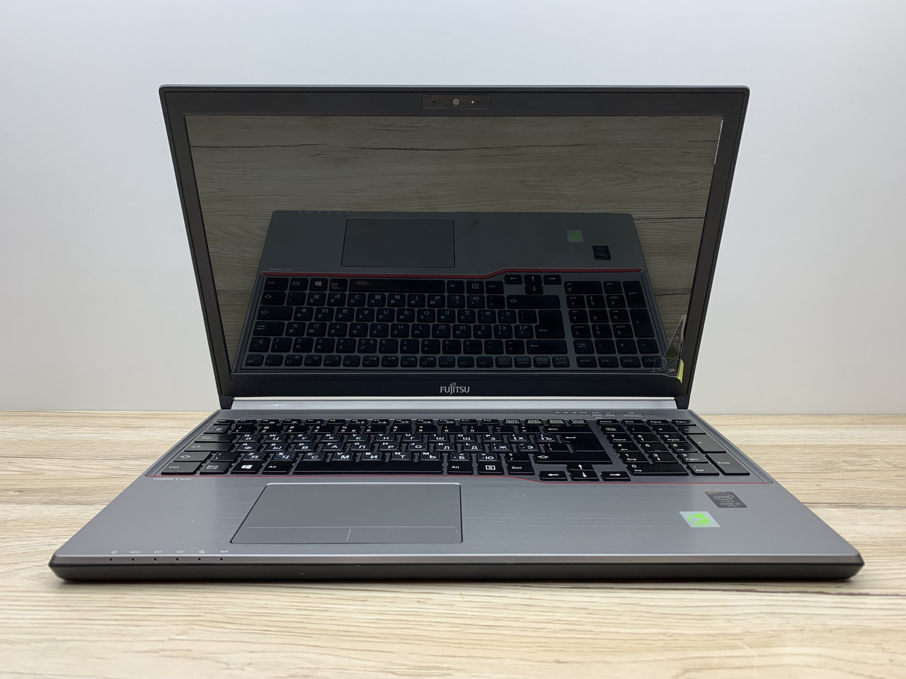 Б/в Ноутбук Fujitsu LifeBook E754 Intel Core i5-4300M / 8 Гб / SSD 120 Гб / Клас В