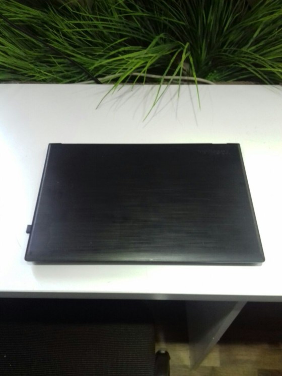 Б/в Ноутбук Toshiba Satellite Pro R50-c Intel Core i3-5005U / 4 Гб / HDD 500 Гб / Клас А