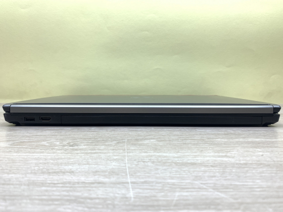 Б/в Ноутбук Fujitsu Lifebook E754 / Intel Core i5 (4 покоління) / 8 Гб / 120 Гб / Клас B